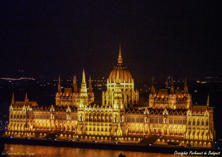 Orszàghàz       Parlement de Budapest