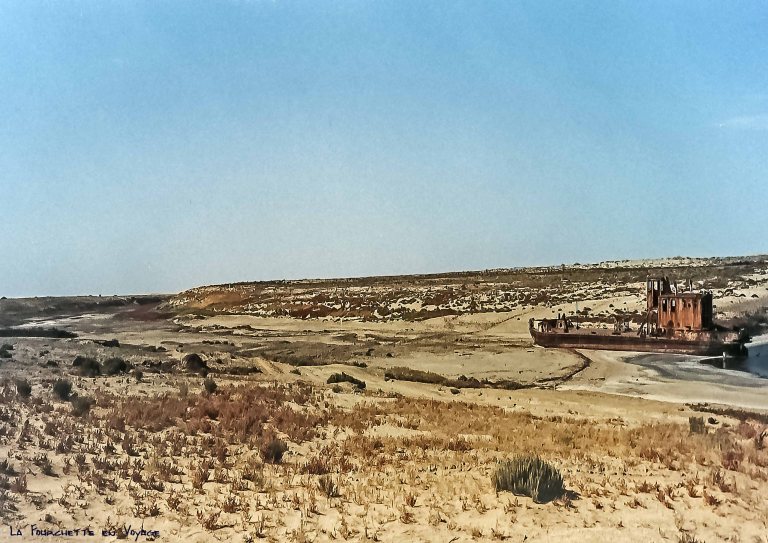 Carcasse de Bateau Mer d'Aral 4