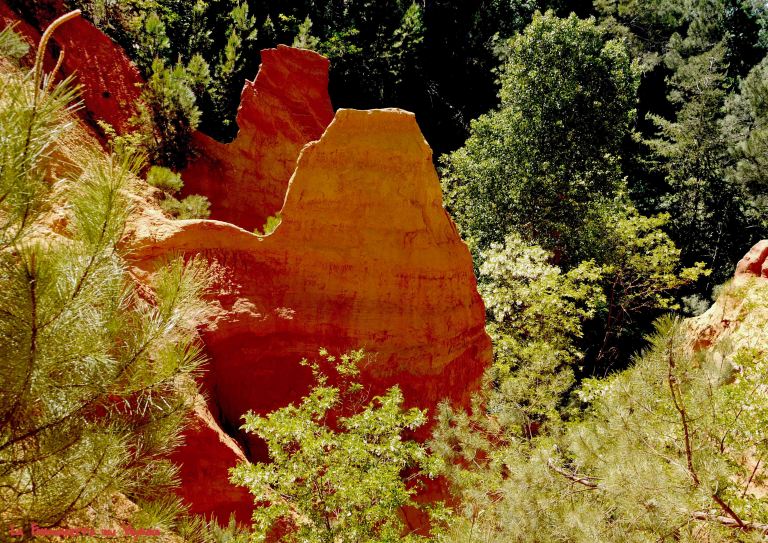 Sur le Sentier des Ocres 3