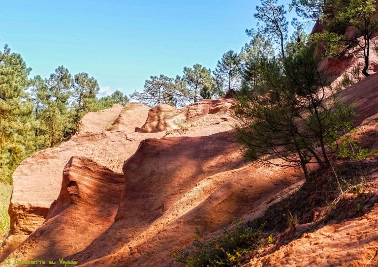 Sur le Sentier des Ocres 4